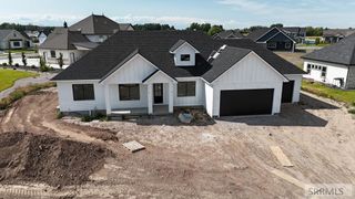 5804 Dune Village Way, Idaho Falls, ID 83404