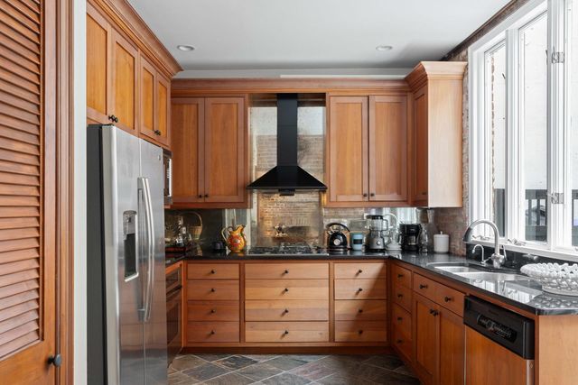 50 Anson Street, Charleston, SC 29401