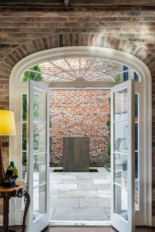 50 Anson Street, Charleston, SC 29401