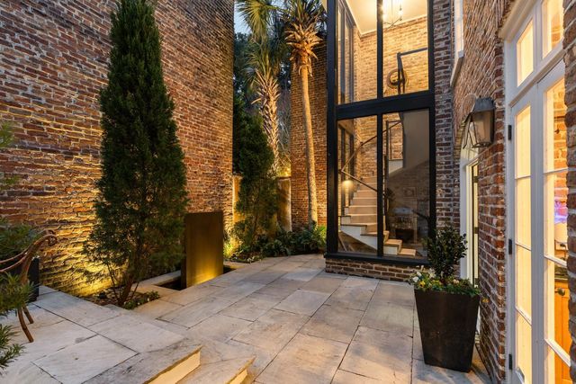 50 Anson Street, Charleston, SC 29401