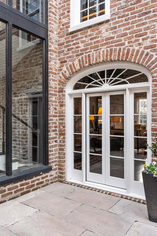 50 Anson Street, Charleston, SC 29401