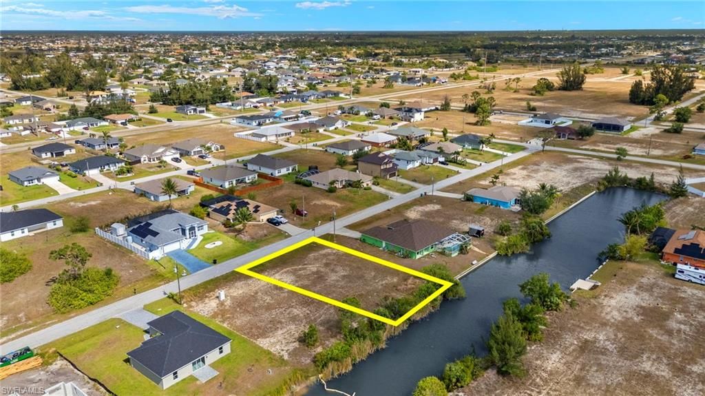 Image 10 of property listing at 1031 NW 23rd AVE, Cape Coral, FL 33993