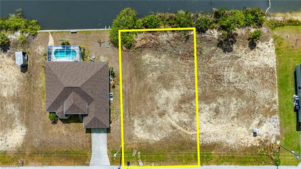 Image 6 of property listing at 1031 NW 23rd AVE, Cape Coral, FL 33993