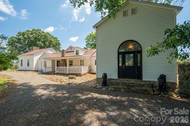 1387 George Brown Road, Crouse, NC 28033