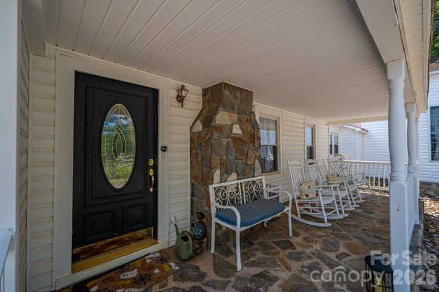 1387 George Brown Road, Crouse, NC 28033