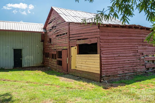 1387 George Brown Road, Crouse, NC 28033
