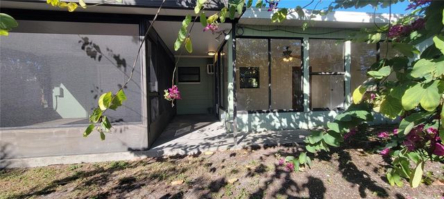 1790 75TH AVENUE N, St Petersburg, FL 33702