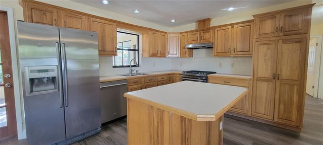 1790 75TH AVENUE N, St Petersburg, FL 33702