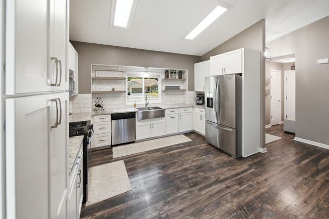 17077 Toronto Avenue SE, Prior Lake, MN 55372