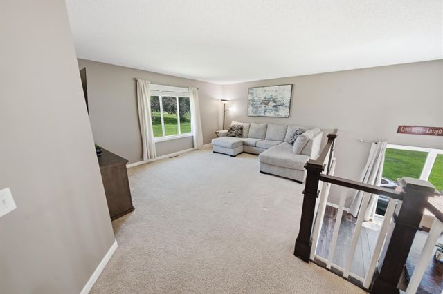 17077 Toronto Avenue SE, Prior Lake, MN 55372