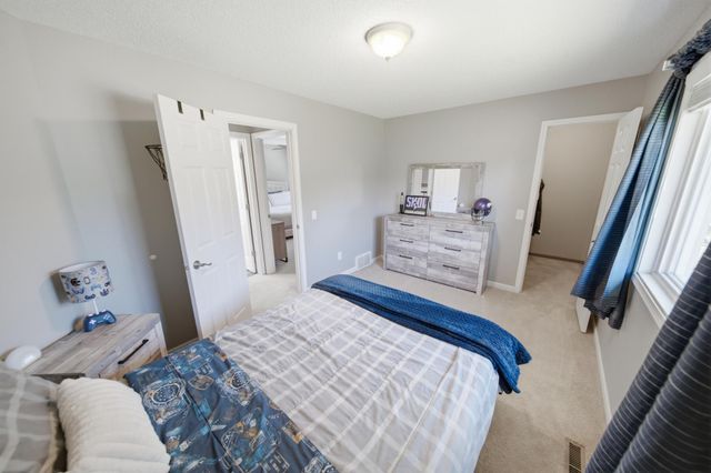 17077 Toronto Avenue SE, Prior Lake, MN 55372