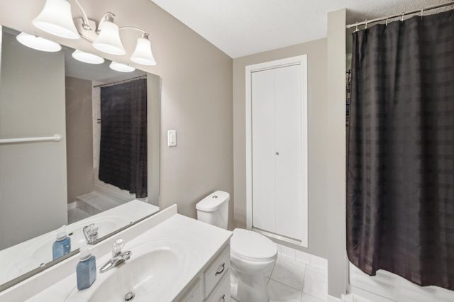 17077 Toronto Avenue SE, Prior Lake, MN 55372