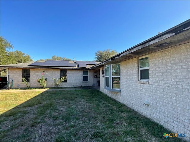 389 Hausmann Road, Cuero, TX 77954