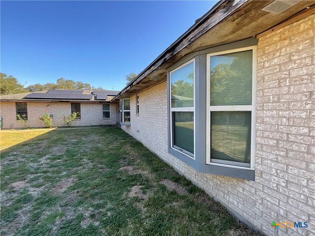 389 Hausmann Road, Cuero, TX 77954