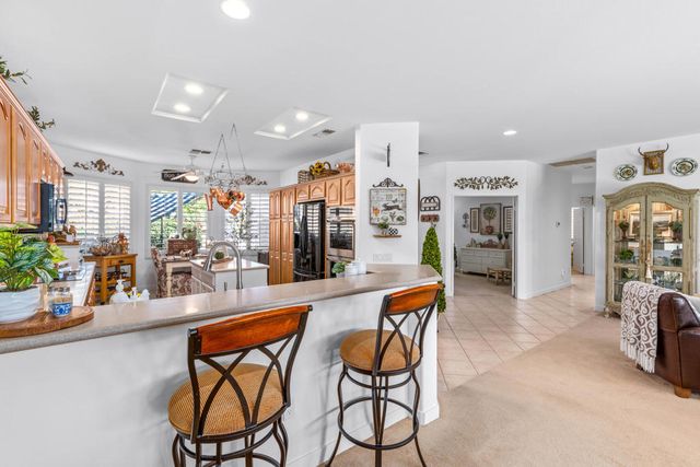 78711 Kentia Palm Drive, Palm Desert, CA 92211