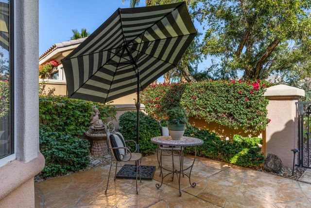 78711 Kentia Palm Drive, Palm Desert, CA 92211