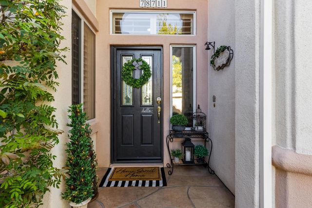 78711 Kentia Palm Drive, Palm Desert, CA 92211