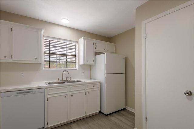 600 Palm Street 13, Huntsville, TX 77340