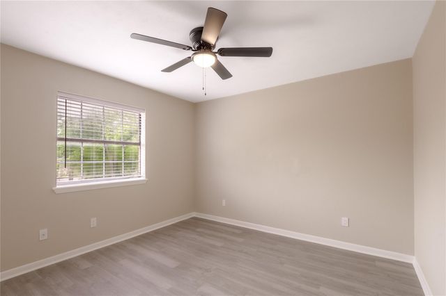 600 Palm Street 13, Huntsville, TX 77340
