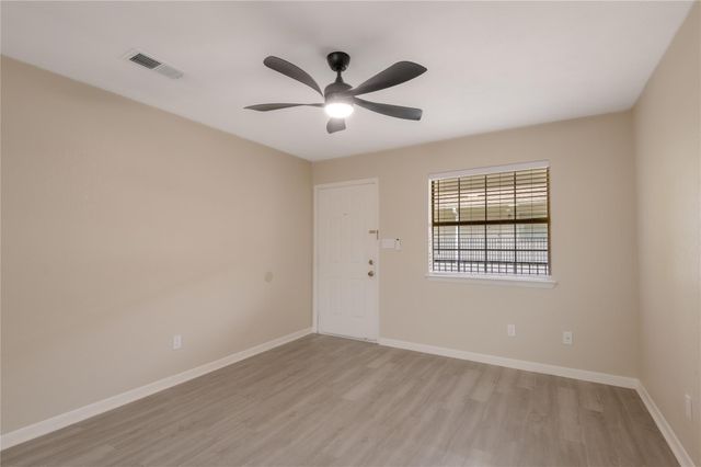 600 Palm Street 13, Huntsville, TX 77340