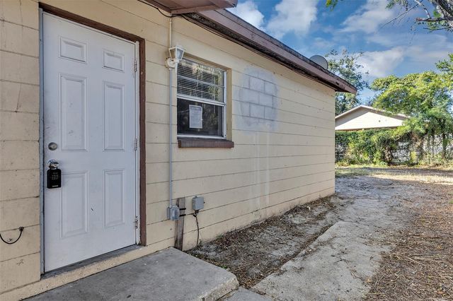 9220 N 13TH STREET A & B, Tampa, FL 33612