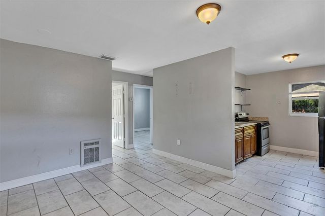 9220 N 13TH STREET A & B, Tampa, FL 33612