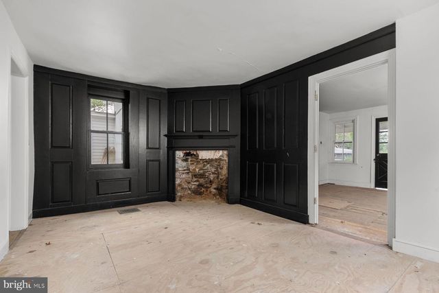 43 VAN SANT RD, New Hope, PA 18938