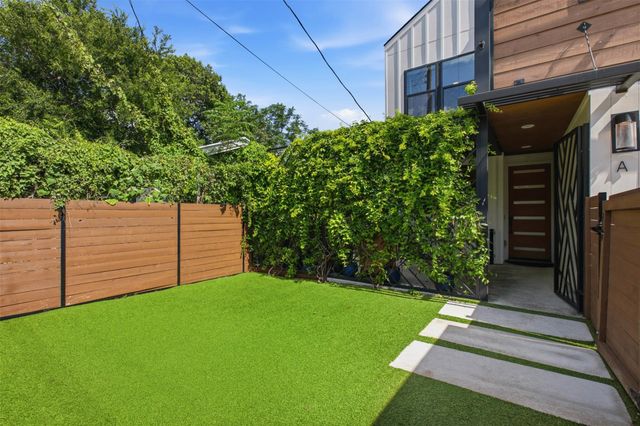 2711 Crest Ave A, Austin, TX 78702