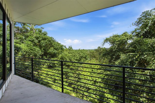2711 Crest Ave A, Austin, TX 78702
