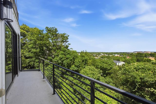 2711 Crest Ave A, Austin, TX 78702