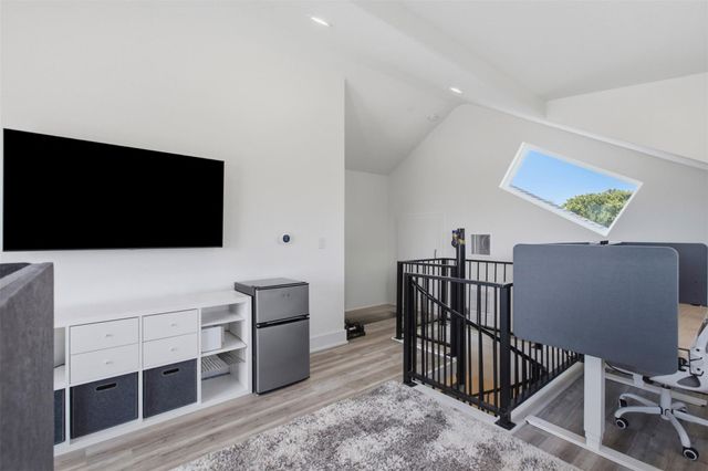 2711 Crest Ave A, Austin, TX 78702