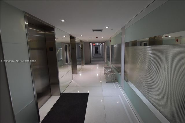 20301 W Country Club Dr 1425, Aventura, FL 33180