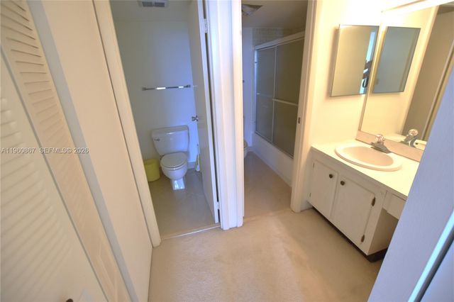 20301 W Country Club Dr 1425, Aventura, FL 33180