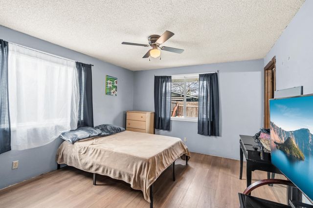 1960 Hutchins Circle, Medford, OR 97504