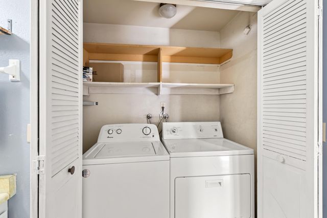 1960 Hutchins Circle, Medford, OR 97504