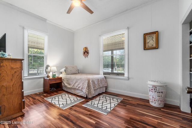 529 Cardinal Dr, Campbellsburg, KY 40011