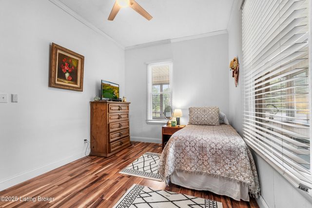 529 Cardinal Dr, Campbellsburg, KY 40011