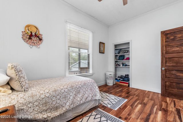 529 Cardinal Dr, Campbellsburg, KY 40011