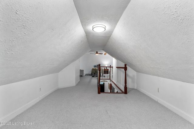 529 Cardinal Dr, Campbellsburg, KY 40011