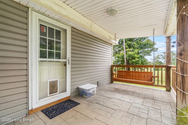 529 Cardinal Dr, Campbellsburg, KY 40011