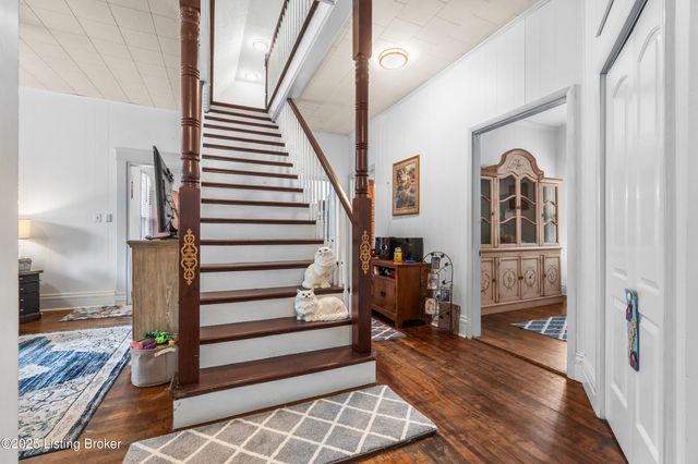 529 Cardinal Dr, Campbellsburg, KY 40011