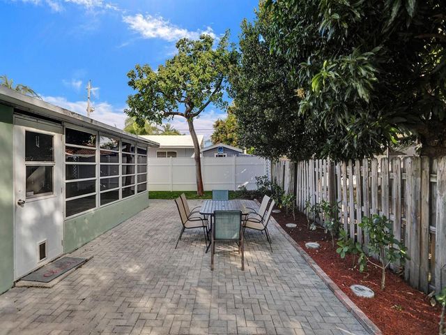 708 NE 24th Avenue, Pompano Beach, FL 33062