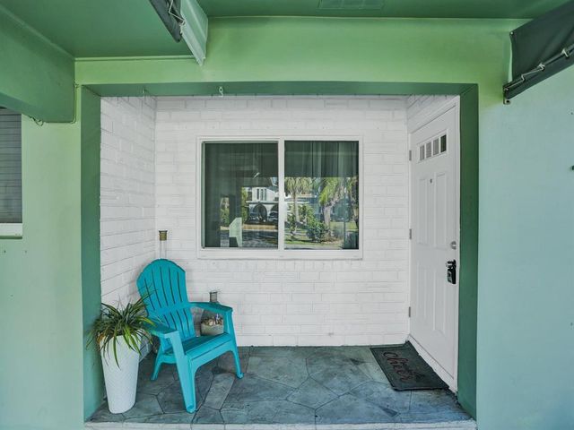 708 NE 24th Avenue, Pompano Beach, FL 33062