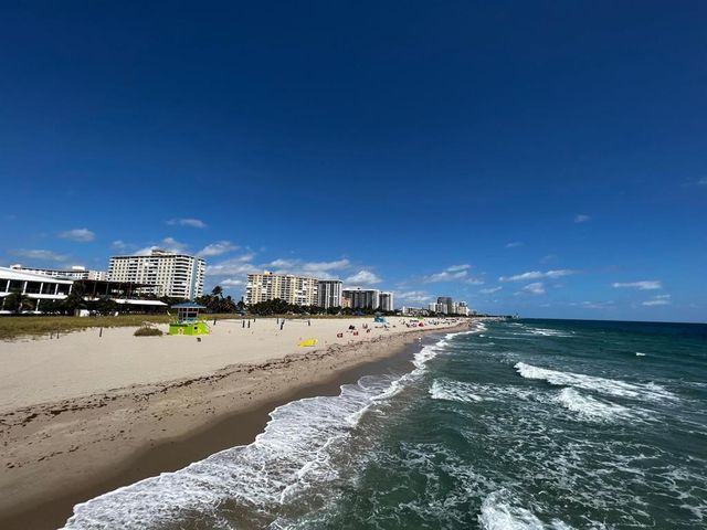 708 NE 24th Avenue, Pompano Beach, FL 33062