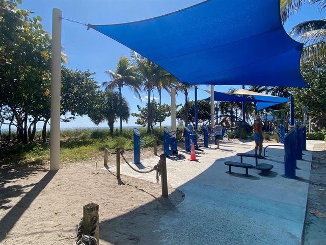 708 NE 24th Avenue, Pompano Beach, FL 33062
