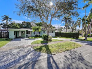 708 NE 24th Avenue, Pompano Beach, FL 33062
