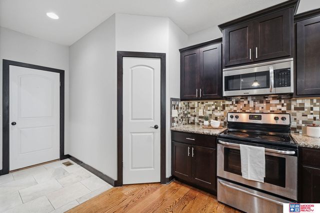 8901 S 30th Street, Lincoln, NE 68516