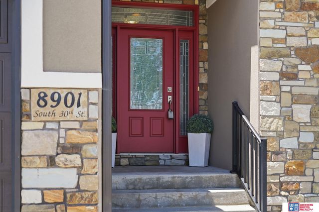 8901 S 30th Street, Lincoln, NE 68516