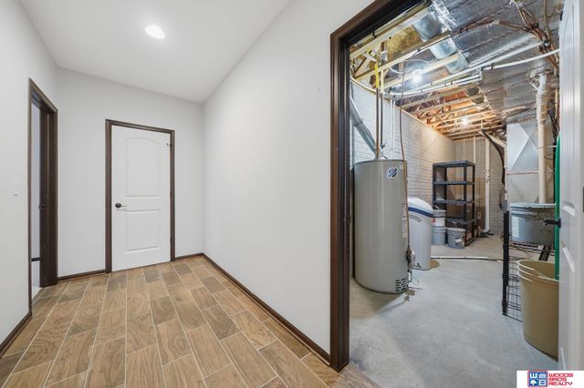8901 S 30th Street, Lincoln, NE 68516