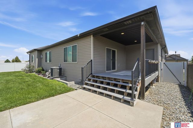 8901 S 30th Street, Lincoln, NE 68516